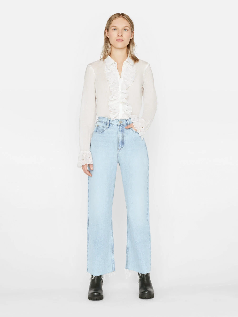 Le High 'N' Tight Wide Crop -- Legacy Chew 4 Le High 'N' Tight Wide Crop -- Legacy Chew - Image 2