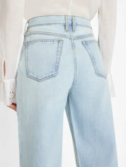 Le High 'N' Tight Wide Crop -- Legacy Chew 14 Le High 'N' Tight Wide Crop -- Legacy Chew -Chic Attire Store HNTWLCR385 LEGACY CHEW FRSU23EC WOMENS DAY 03 1504HR