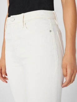 Le Super High Straight -- Au Natural 12 Le Super High Straight -- Au Natural -Chic Attire Store LHSTL470 AU NATURAL FRW22EC WOMENS DAY 03 0023HR