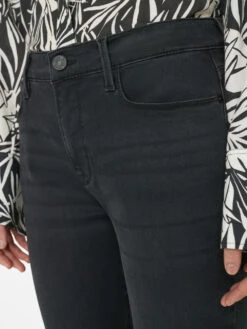 Le High Straight -- Kerry 11 Le High Straight -- Kerry -Chic Attire Store LHSTRA208 KERRY FRSU23EC II WOMENS DAY 01 1174HR