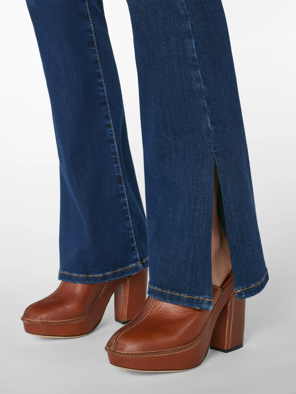 Le Mini Boot -- Majesty 4 Le Mini Boot -- Majesty - Image 2