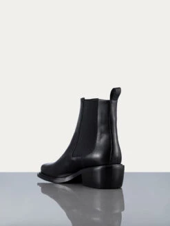 Le Fenton Ankle Boot -- Noir 7 Le Fenton Ankle Boot -- Noir -Chic Attire Store LWFT0303 NOIR 2 740f0821 5d33 491e bfd0 2402191a5003