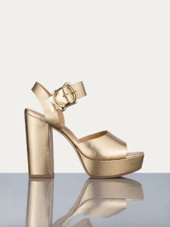 Le Carr Platform Sandal -- Gold Metallic