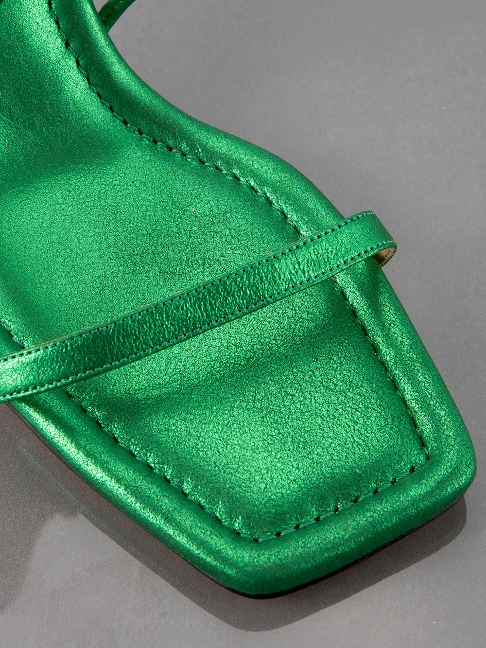 Le Ramona Heel -- Bright Peridot Metallic 4 Le Ramona Heel -- Bright Peridot Metallic - Image 2