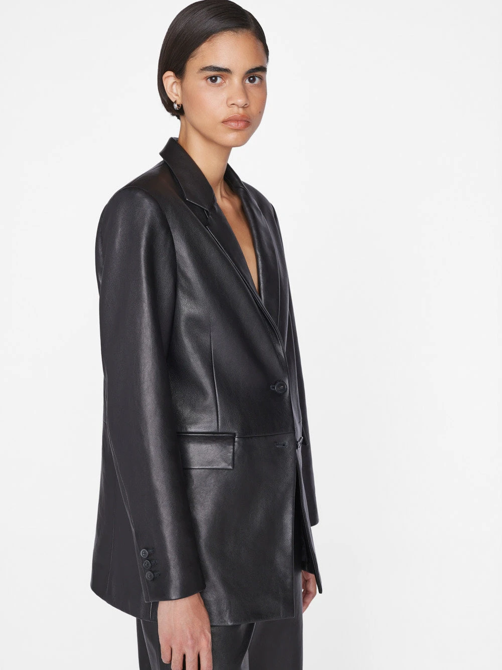 The Oversized Leather Blazer -- Noir 5 The Oversized Leather Blazer -- Noir - Image 3