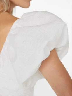 Puff Sleeve Top -- Blanc 14 Puff Sleeve Top -- Blanc -Chic Attire Store LWSH2798 BLANC FRSU23EC WOMENS DAY 03 0669HR