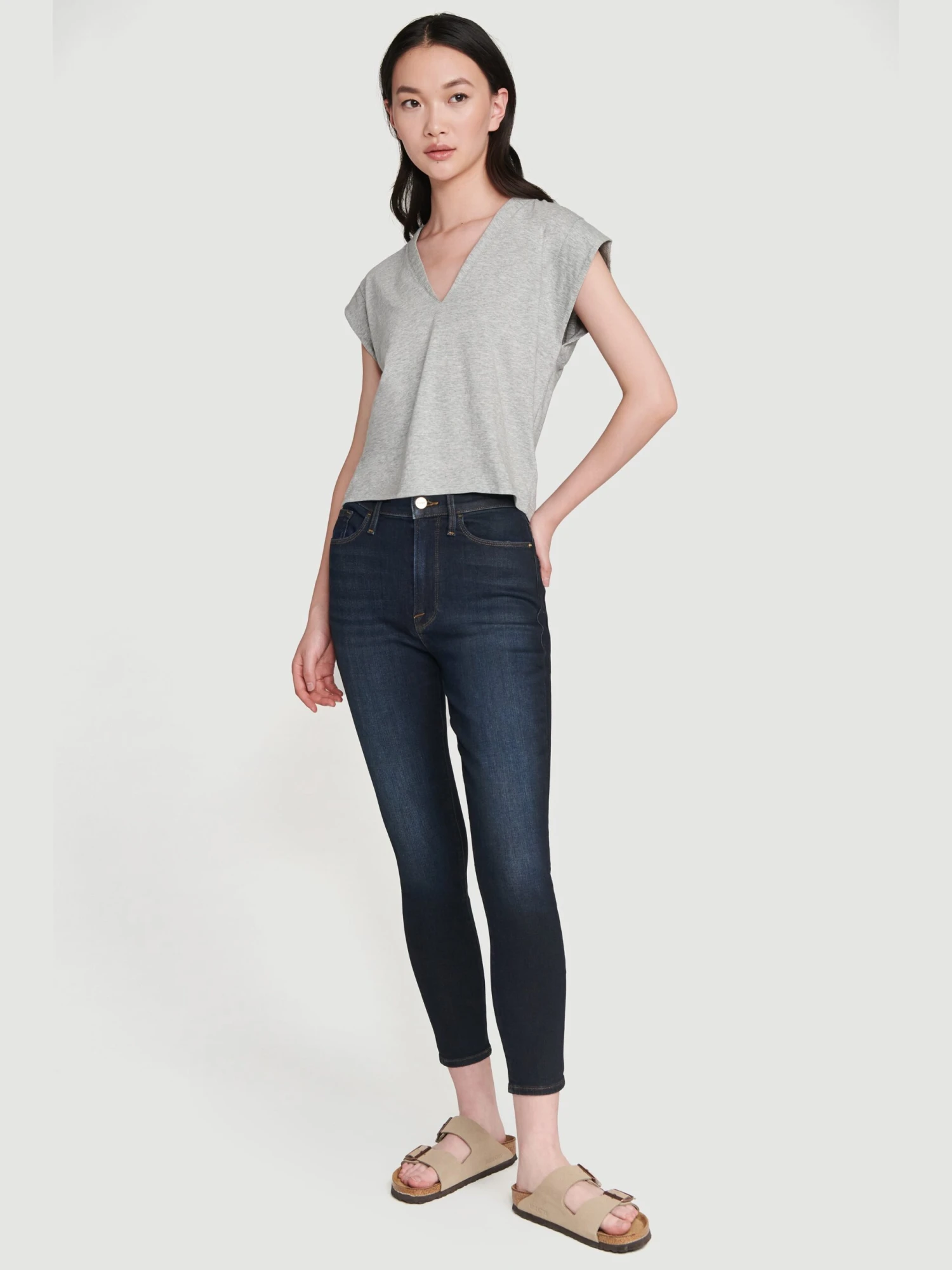 Le High Rise V Neck Tee -- Gris Heather 4 Le High Rise V Neck Tee -- Gris Heather - Image 2