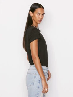 Easy True Tee -- Noir 13 Easy True Tee -- Noir -Chic Attire Store LWTS1068 NOIR FRSU22EC WOMENS DAY 05 0024HR